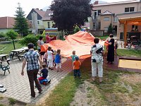 Sonnensegel für Bebraspatzen Bild: Sonnensegel für Bebraspatzen
