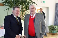 Bild: Zahlreiche Gratulanten kamen