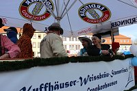 Bild: Party auf dem Anger