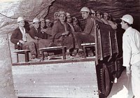 Gleislose Förderung im Kaliwerk Sondershausen Bild: Gleislose Förderung im Kaliwerk Sondershausen
