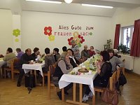 Frauentagsfeier mit Gästen Bild: Frauentagsfeier mit Gästen