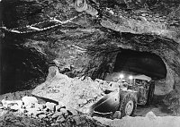 Gleislose Förderung im Kaliwerk Sondershausen Bild: Gleislose Förderung im Kaliwerk Sondershausen