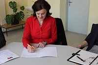 Bild: Am Vormittag wurde in Bad Frankenhausen eine Vereinbarung zum Erhalt des gymnasialen Schulstandortes in Bad Frankenhausen abgeschlossen...  Im Ergebnis der beschlossenen Schulnetzplanung f&uuml;r die Jahre