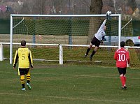 Greußen gewinnt bei Salza Bild: Greußen gewinnt bei Salza
