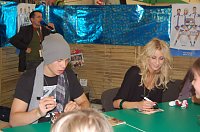Autogrammstunde beFour in Nordhausen. nnz-City Scout on Tour Bild: Autogrammstunde beFour in Nordhausen. nnz-City Scout on Tour