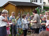 Schulgarten eingeweiht Bild: Schulgarten eingeweiht