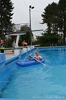 Bild: Abbaden im Greu&szlig;ner Freibad