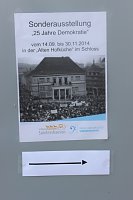 Bild: 25 Jahre Demokratie dargestellt
