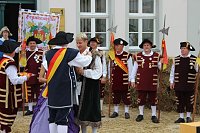 Hausmänner laden zum Bauernmarkt ein Bild: Hausmänner laden zum Bauernmarkt ein