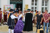Hausmänner laden zum Bauernmarkt ein Bild: Hausmänner laden zum Bauernmarkt ein