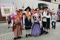 Hausmänner laden zum Bauernmarkt ein Bild: Hausmänner laden zum Bauernmarkt ein