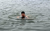 Abbaden am Bebraer Teich Bild: Abbaden am Bebraer Teich