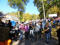 Bild: Herbstfest an der Barbarossa-H&ouml;hle