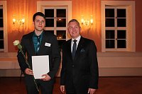 WAGO- Stiftung ehrt die 13 besten Auszubildenden Bild: WAGO- Stiftung ehrt die 13 besten Auszubildenden