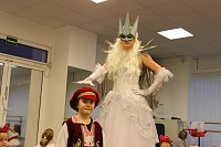 Die Eleven des Tanzstudios Radeva üben die "Schneekönigin" ein Bild: Die Eleven des Tanzstudios Radeva üben die "Schneekönigin" ein
