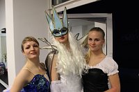 Die Eleven des Tanzstudios Radeva üben die "Schneekönigin" ein Bild: Die Eleven des Tanzstudios Radeva üben die "Schneekönigin" ein