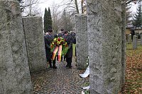 Bild: Opfer mahnen