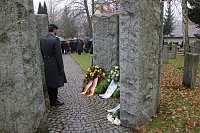 Bild: Opfer mahnen