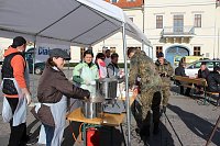 Schmackhaftes Essen für guten Zweck Bild: Schmackhaftes Essen für guten Zweck