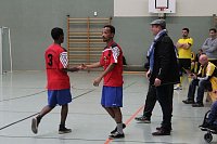 Bild: Freundschaftsspiel mit Asylbewerbern