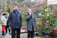 Ist das überhaupt ein echter Weihnachtsmann? Bild: Ist das überhaupt ein echter Weihnachtsmann?