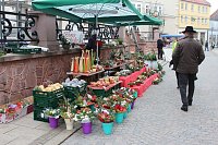 Bild: Adventsmarkt gut besucht