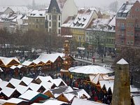 Bild: Gebrannte Mandeln, Gl&uuml;hwein und Riesenrad