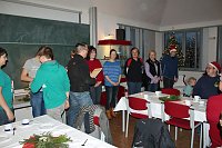 Bild: Weihnachtsmann kam mit Rentier