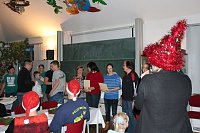 Bild: Weihnachtsmann kam mit Rentier