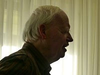 Bild: &Uuml;bergabe der Bauschutzbrillen an Abgeordneten des Landtages