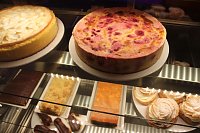 Café Pille und 10 Wohnungen Bild: Café Pille und 10 Wohnungen