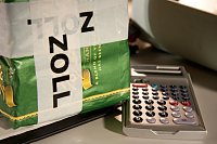 Bild: Zoll: Paketkontrolle