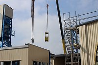 Bild: Neue Seilfahrtsbr&uuml;cke wird montiert