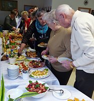 Osterbrunch fand Zuspruch Bild: Osterbrunch fand Zuspruch