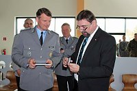 Bild: K&ouml;stlicher Abschiedsgru&szlig;