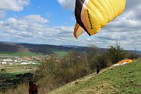 Bild: Geduld f&uuml;rs Gleitschirmfliegen