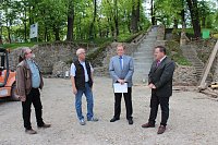 In kleinen Schritten zu einem schönen Park Bild: In kleinen Schritten zu einem schönen Park