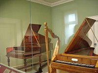Besuch in der Musikaliensammlung Bild: Besuch in der Musikaliensammlung