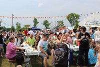 Laubkönig gekrönt Bild: Laubkönig gekrönt