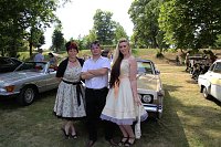 Bild: Oldtimer im Schlosspark