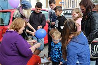 Bild: Buntes Familienfest