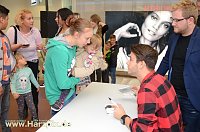 Luca Hänni in der Marktpassage Bild: Luca Hänni in der Marktpassage
