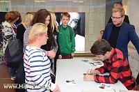 Luca Hänni in der Marktpassage Bild: Luca Hänni in der Marktpassage
