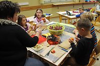 Projekttag an der Grundschule zum gesunden Frühstück Bild: Projekttag an der Grundschule zum gesunden Frühstück