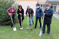 Bild: Spatenstich in Ebeleben vollzogen