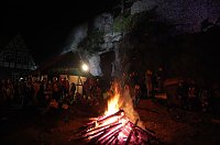 Walpurgisparty Burg Hohnstein Neustadt Bild: Walpurgisparty Burg Hohnstein Neustadt