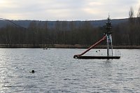 Weihnachtstauchen am Bebraer Teich Bild: Weihnachtstauchen am Bebraer Teich