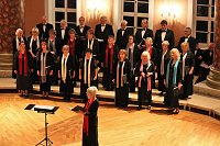 Bild: Stimmgewaltiges Weihnachtskonzert im Achteckhaus