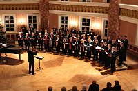 Bild: Stimmgewaltiges Weihnachtskonzert im Achteckhaus