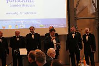 Bild: Mit Herz verabschiedet